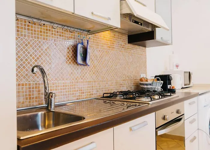 Violet Home- Super Sanremo