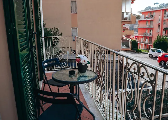 Violet Home- Super *