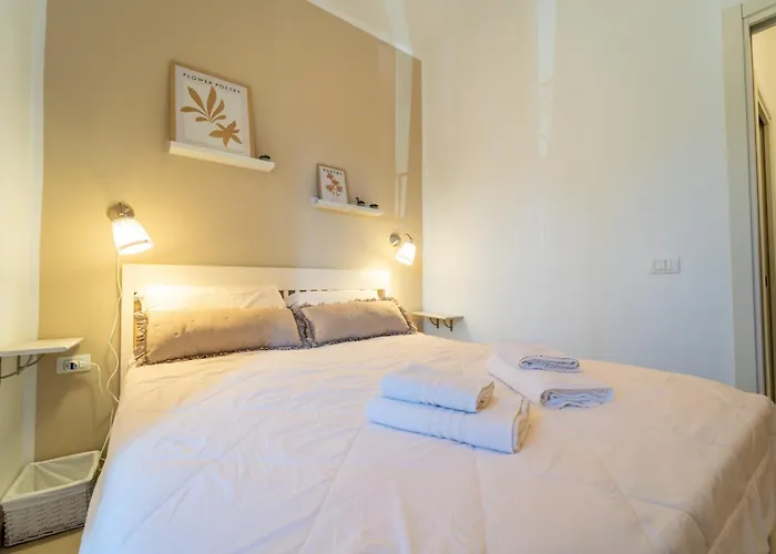 Apartment Violet Home- Super Sanremo