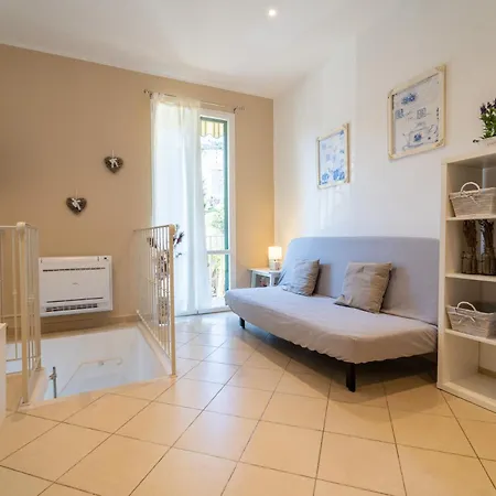 Violet Home- Super Apartment