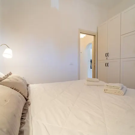Apartment Violet Home- Super Sanremo