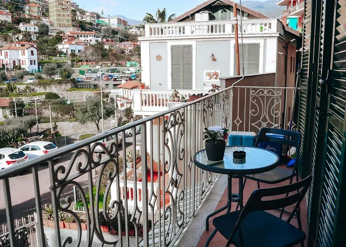 Violet Home- Super * San Remo